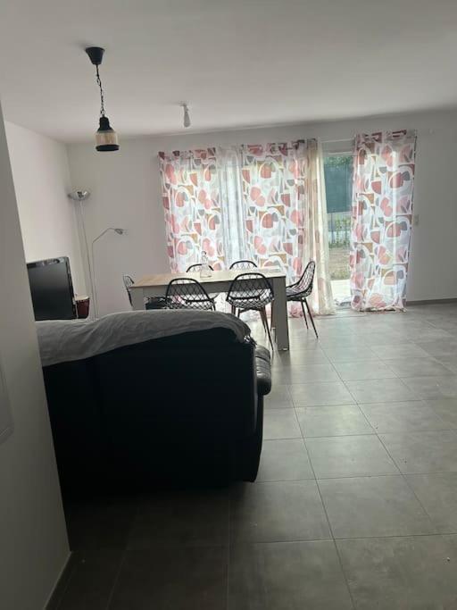Appartement T3 Rez De Jardin リュクシアナ エクステリア 写真